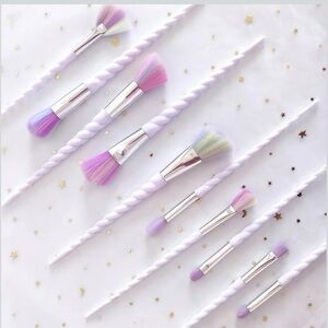Unicorn-Themed Makeup Brush Set - 10 Piece Set Pink and Purple
